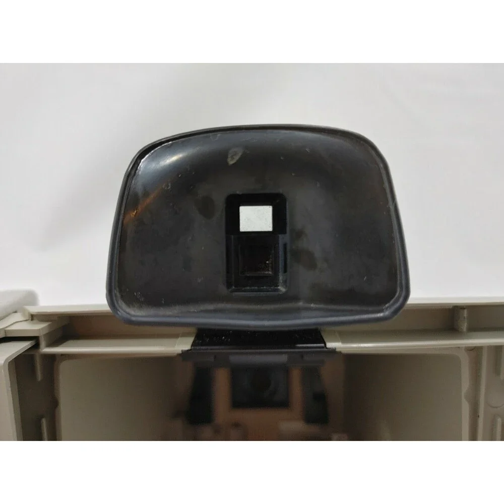 Vintage Polaroid Land Camera Big Swinger 3000 USA w/ Flash Bulbs Untested As Is